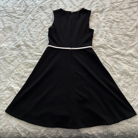 Tommy Hilfiger Midi Dress (Size 6) - Picture 4 of 9